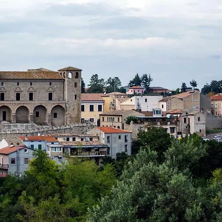 Borgo Agrituristico Il Pino Holiday home Crecchio