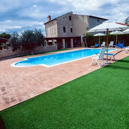 Borgo Agrituristico Il Pino * Crecchio