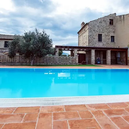 Borgo Agrituristico Il Pino Holiday home