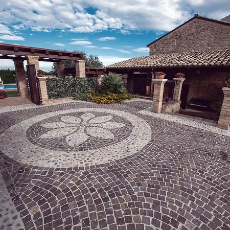 Borgo Agrituristico Il Pino